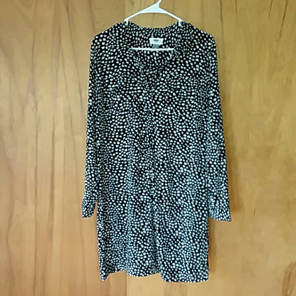 Old Navy Black & White Heart Dress